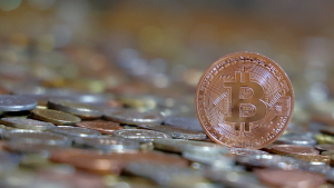 専業主婦/主夫でもできる！？仮想通貨の始め方とは？